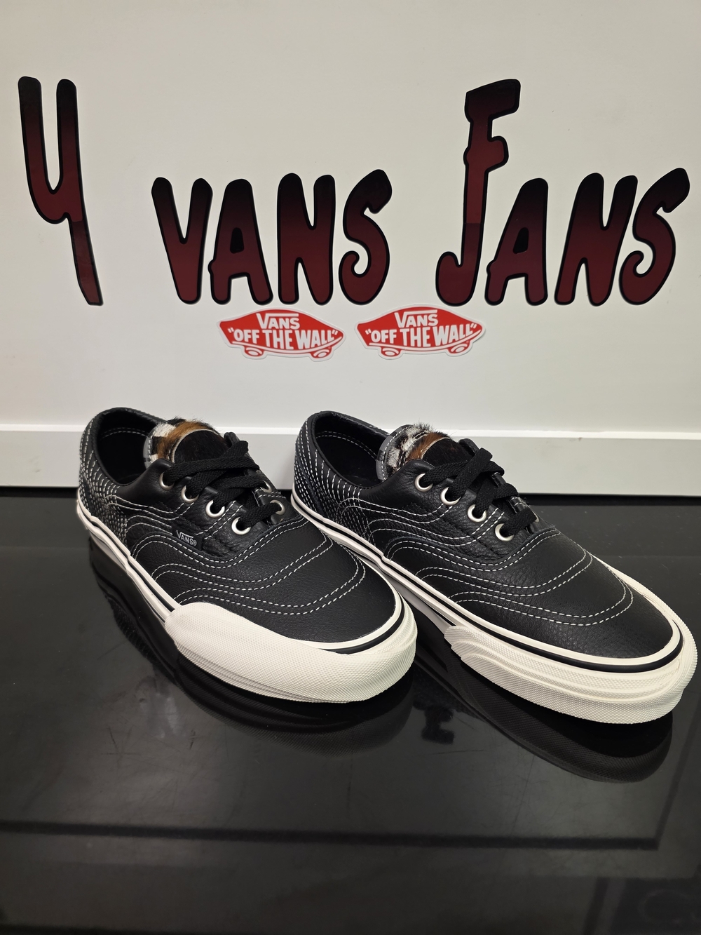 Vans Vault OG Era LX Cow Black Marshmallow Men’s 6 Women’s 7.5 New
